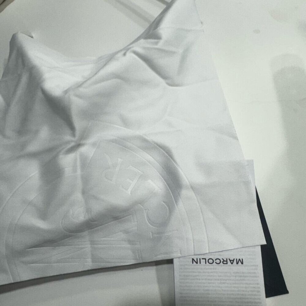 Moncler Audree 50mm Square Sunglasses White - Picture 10 of 13